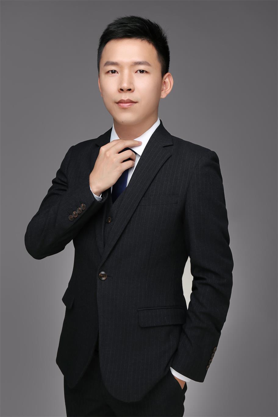 汤桓威 创意策略总监